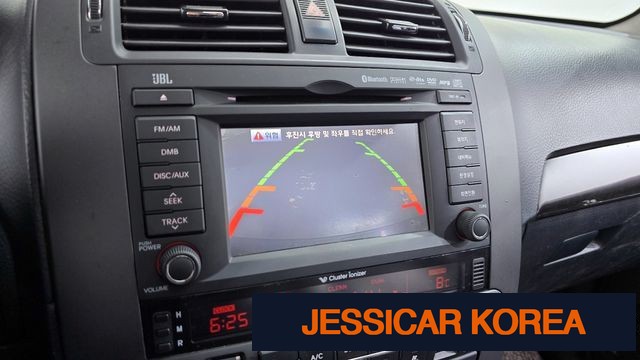 2012 Kia Mohave - Thumbnail 3