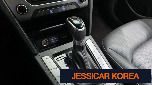 2018 Hyundai Avante AD - Thumbnail 4
