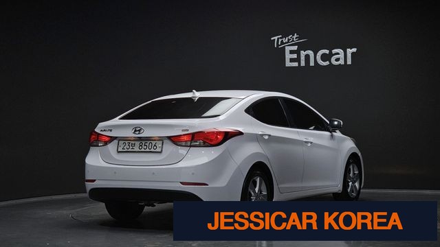 2015 Hyundai The New Avante - Thumbnail 3