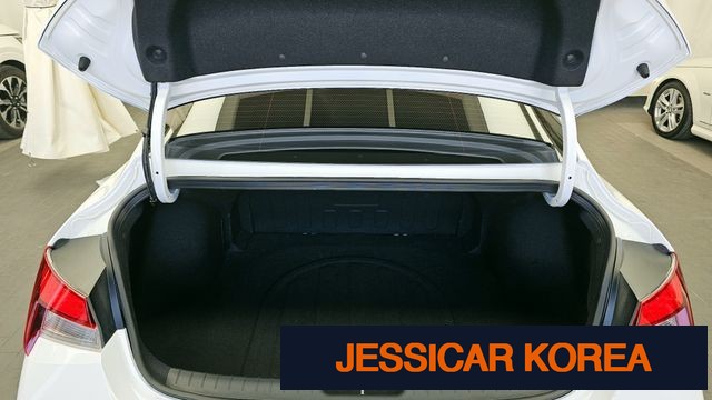 2026 Hyundai The New Avante Hybrid (CN7) - Thumbnail 18