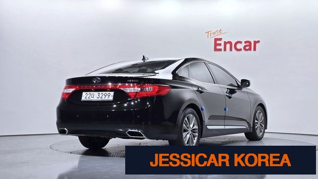 2015 Hyundai Grandeur HG - Thumbnail 2