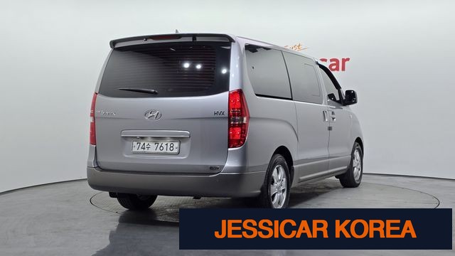 2012 Hyundai Grand Starex - Thumbnail 4