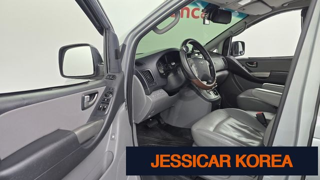 2012 Hyundai Grand Starex - Thumbnail 7