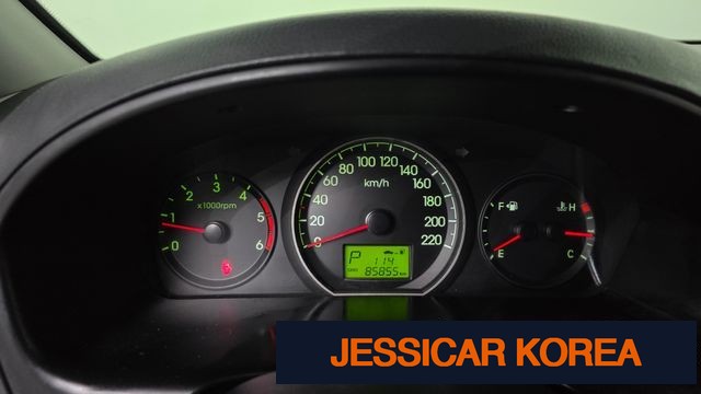 2012 Hyundai Grand Starex - Thumbnail 16