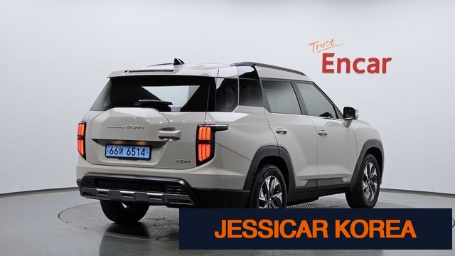 2024 KG Mobility Torres EVX - Thumbnail 13