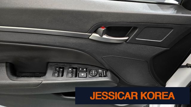 2018 Hyundai Avante AD - Thumbnail 11