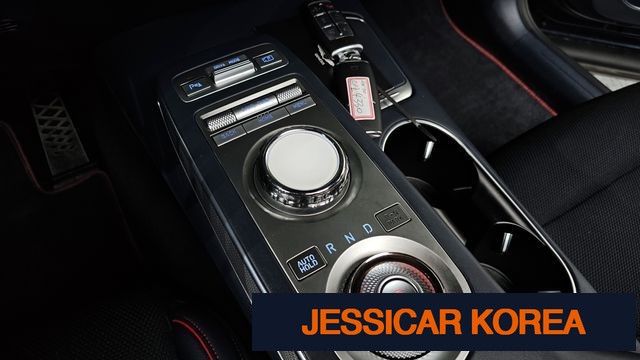 2021 Genesis GV70 - Thumbnail 5