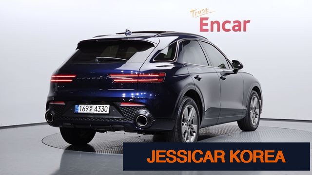 2021 Genesis GV70 - Thumbnail 13