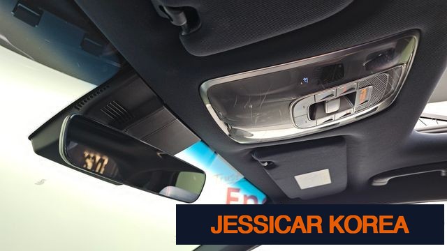2021 Genesis GV70 - Thumbnail 15