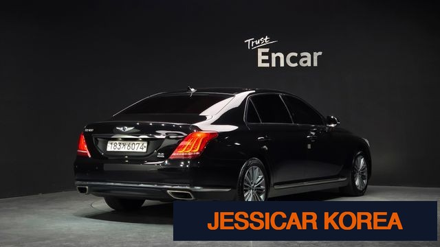 2018 Genesis EQ900 - Thumbnail 4