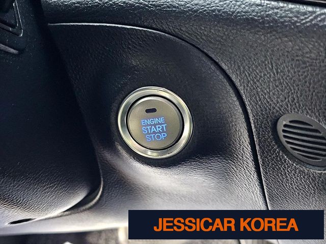 2013 Hyundai Genesis - Thumbnail 6