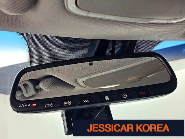2013 Hyundai Genesis - Thumbnail 19