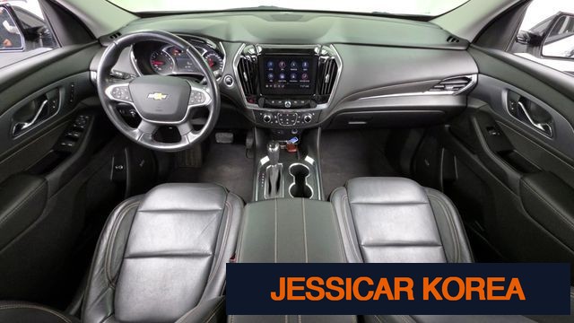 2020 Chevrolet Traverse - Thumbnail 2