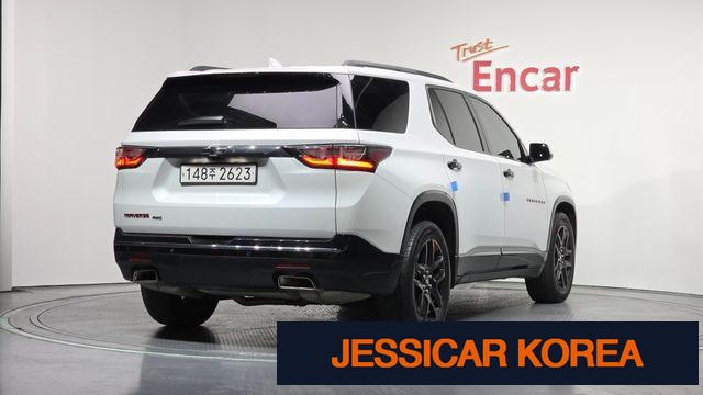 2020 Chevrolet Traverse - Thumbnail 14