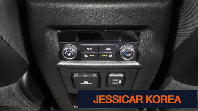 2020 Chevrolet Traverse - Thumbnail 19