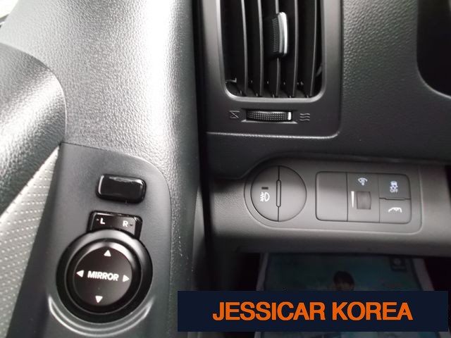 2017 Hyundai Grand Starex - Thumbnail 10
