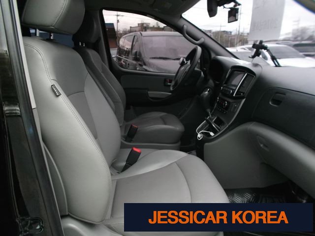 2017 Hyundai Grand Starex - Thumbnail 18