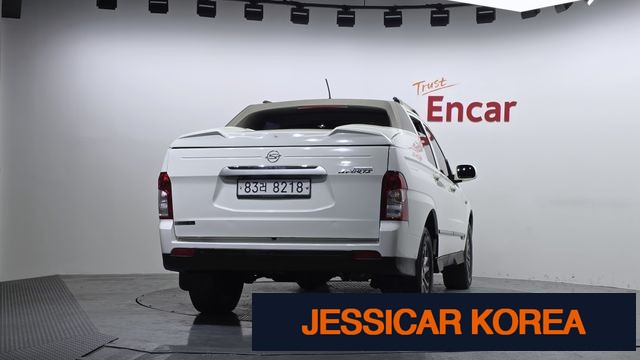 2016 KG Mobility Korando Sports - Thumbnail 8