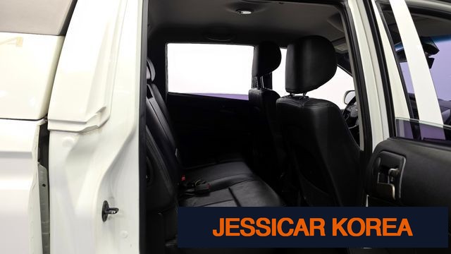 2016 KG Mobility Korando Sports - Thumbnail 14