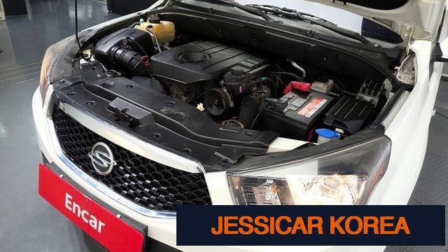 2016 KG Mobility Korando Sports - Thumbnail 18