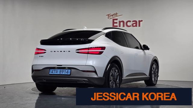 2022 Genesis GV60 - Thumbnail 5