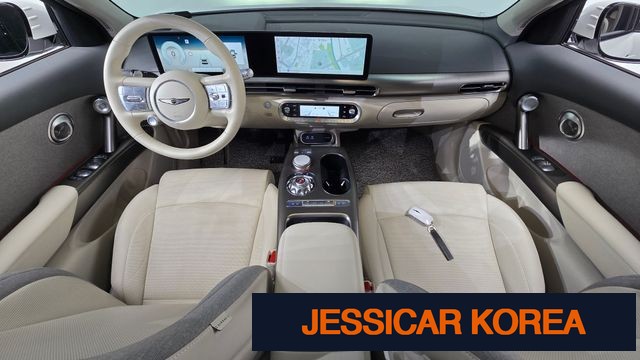 2022 Genesis GV60 - Thumbnail 15