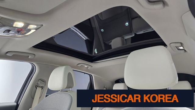 2022 Genesis GV60 - Thumbnail 19