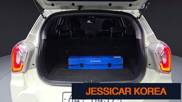 2015 KG Mobility Tivoli - Thumbnail 3