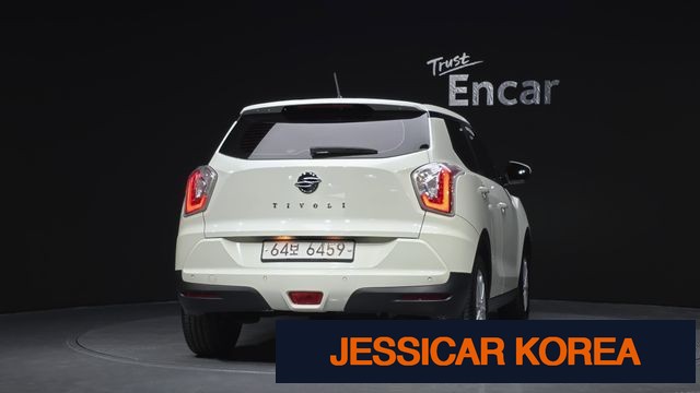 2015 KG Mobility Tivoli - Thumbnail 5