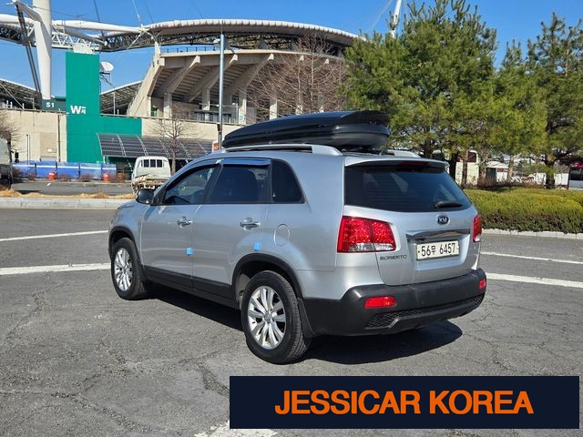 2010 Kia Sorento R - Thumbnail 13