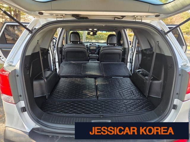 2010 Kia Sorento R - Thumbnail 15