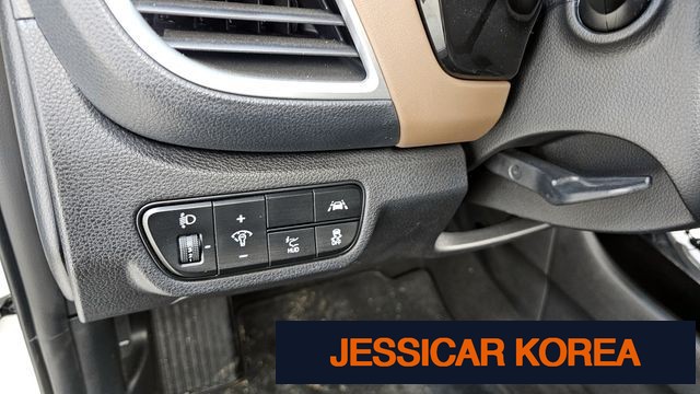 2023 Kia Seltos - Thumbnail 3