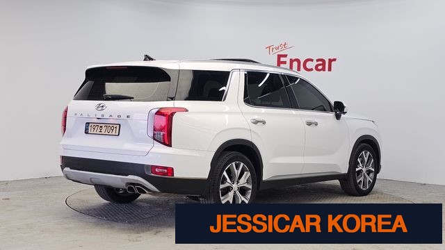 2022 Hyundai Palisade - Thumbnail 3