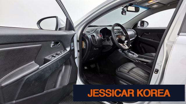 2012 Kia Sportage R - Thumbnail 2