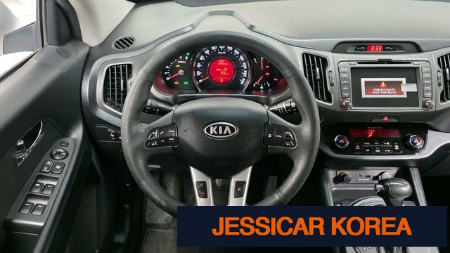 2012 Kia Sportage R - Thumbnail 12