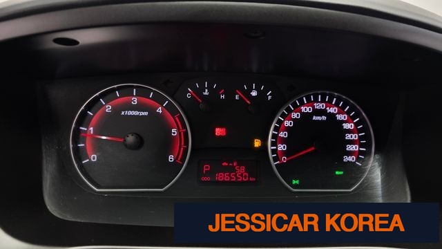 2017 KG Mobility The New Korando Sports - Thumbnail 3