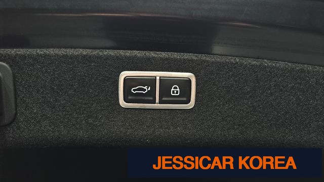 2021 Genesis G80 (RG3) - Thumbnail 2