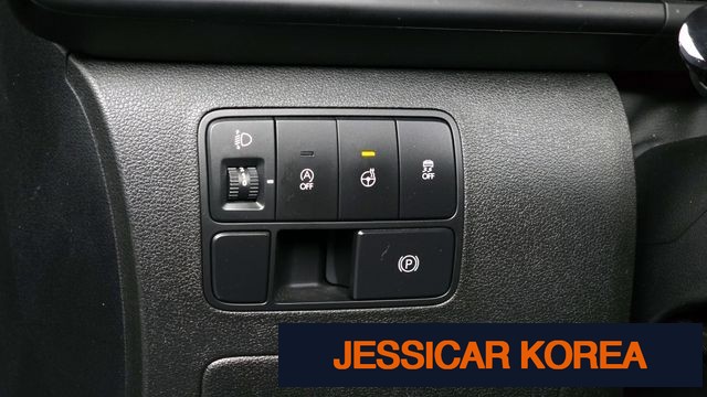 2022 Hyundai Staria - Thumbnail 18
