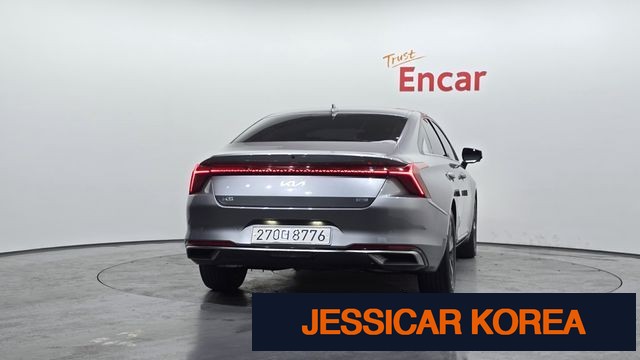 2022 Kia K8 Hybrid - Thumbnail 2
