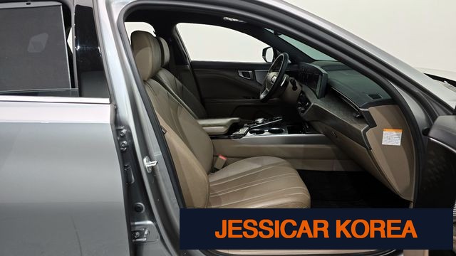 2022 Kia K8 Hybrid - Thumbnail 8