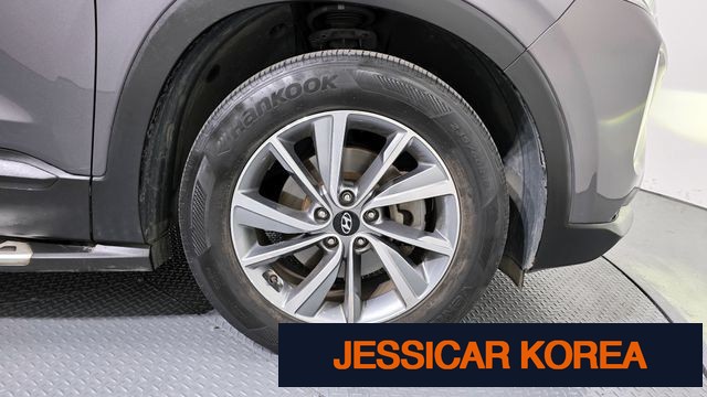 2019 Hyundai Santa Fe TM - Thumbnail 17