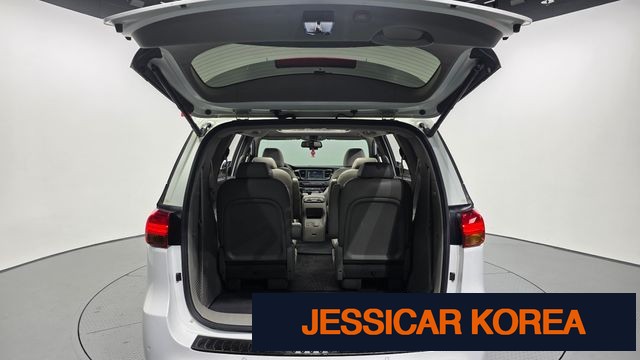 2018 Kia All New Carnival - Thumbnail 2
