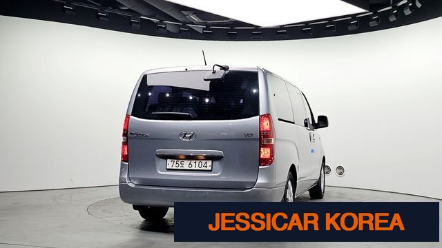 2018 Hyundai The New Grand Starex - Thumbnail 11