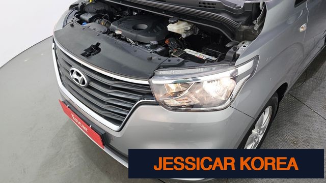2018 Hyundai The New Grand Starex - Thumbnail 12