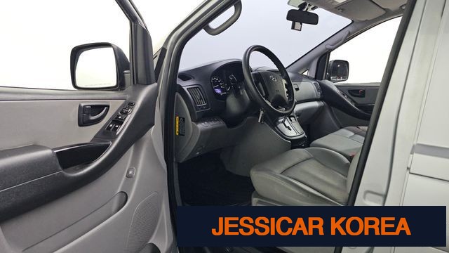 2018 Hyundai The New Grand Starex - Thumbnail 14