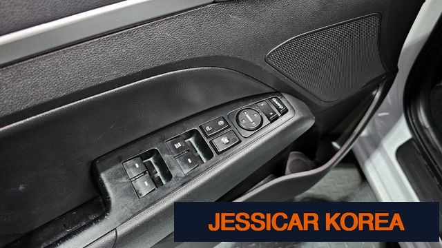 2020 Hyundai The New Avante AD - Thumbnail 4