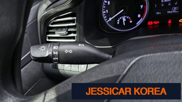 2020 Hyundai The New Avante AD - Thumbnail 9
