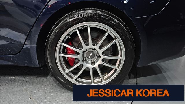 2019 Genesis G70 - Thumbnail 19