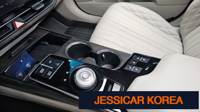 2023 Kia K8 - Thumbnail 4
