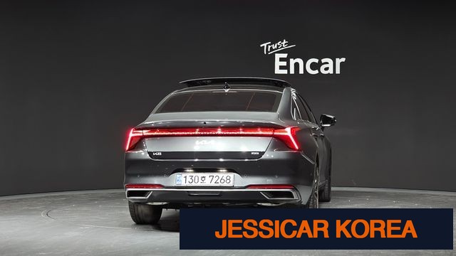 2023 Kia K8 - Thumbnail 8